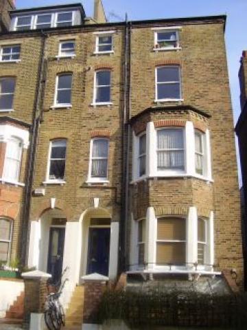 			NEW ON!, 3 Bedroom, 1 bath, 1 reception Flat			 South Hill Park, HAMPSTEAD NW3